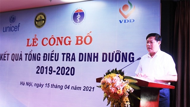 越南卫生部副部长杜春宣在会上发言。（图片来源：越南卫生部官网）