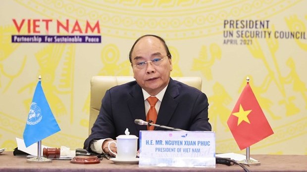 越南国家主席阮春福在会上发表讲话。（图片来源：越通社）