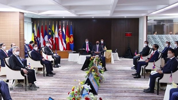 东盟领导人会议发表主席声明。