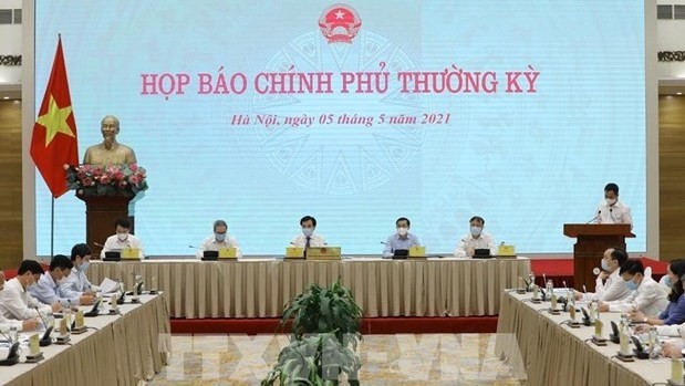 越南政府4月份例行记者会场景。（图片来源：越通社）