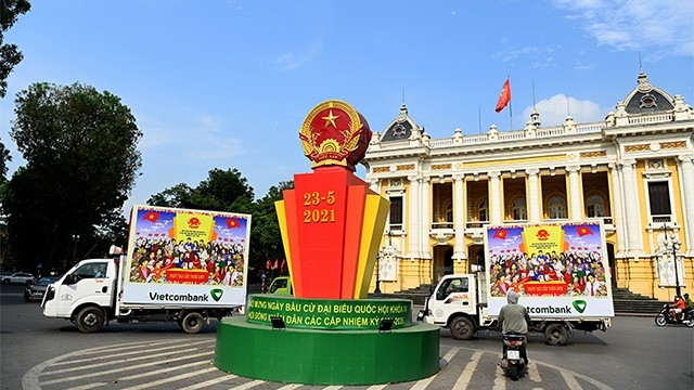第十五届国会和2021-2026年任期各级人民议会代表选举日的热闹气氛。（图片来源：维灵 河南 登科 摄）