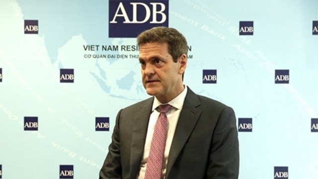 亚洲开发银行驻越南代表处首席代表安德鲁•杰弗里斯。（图片来源：VGP）