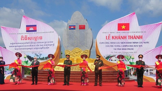 柬埔寨首相洪森救国之旅纪念工程竣工仪式。