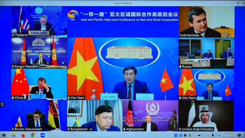 越南外长裴青山出席“一带一路”亚太区域国际合作高级别会议。