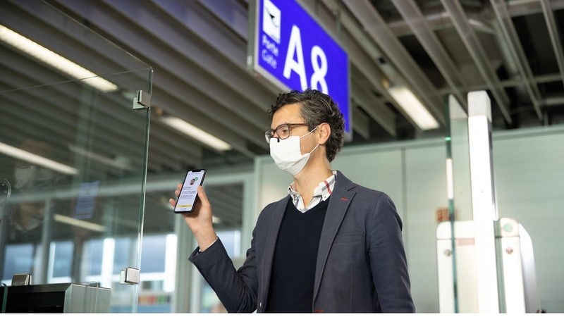越航正式试行 “电子健康护照”。（图片来源：越通社）