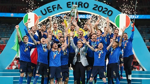 意大利队争夺2020年欧洲杯冠军。