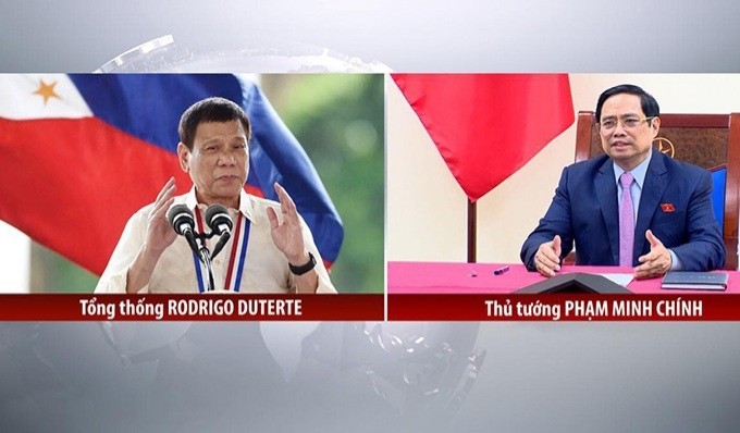 越南政府总理范明正与菲律宾总统罗德里戈·杜特尔特通电话。
