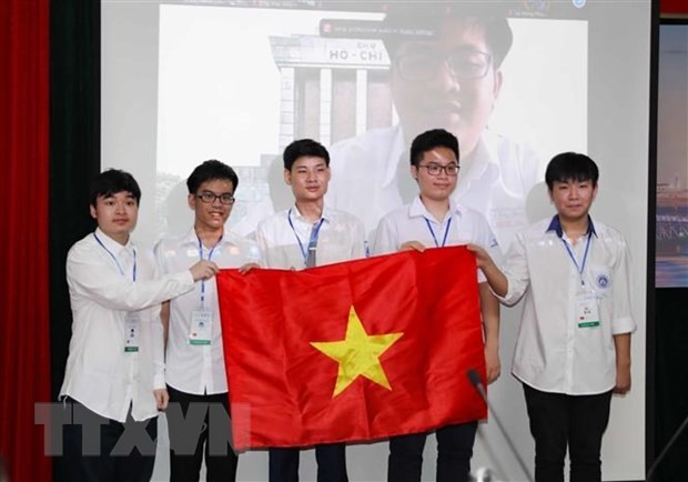 越南学生在2021年国际数学奥林匹克竞赛中夺得六枚奖牌。（图片来源：越通社）