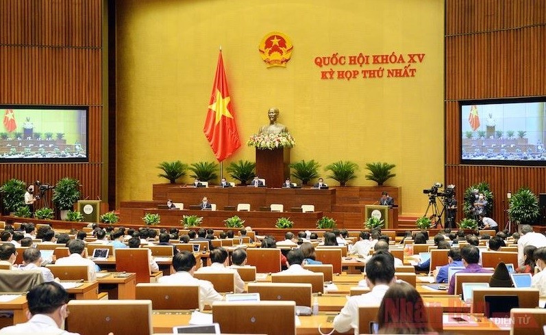 越南第十五届国会第一次会议。（图片来源：人民报网）