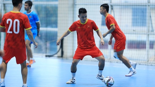 越南五人制足球队集训。