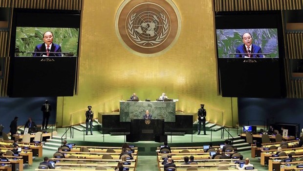 国家主席阮春福在第76届联合国大会一般性辩论上发表重要演讲。