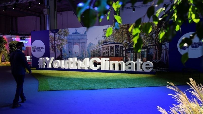 9月28日于意大利米兰举办的气候变化青年行动会议 Youth4Climate 的标志。（图片来源：路透社）