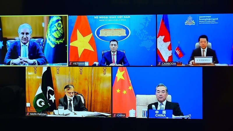 越南出席亚信第六次外长会议。（图片来源：国际报）