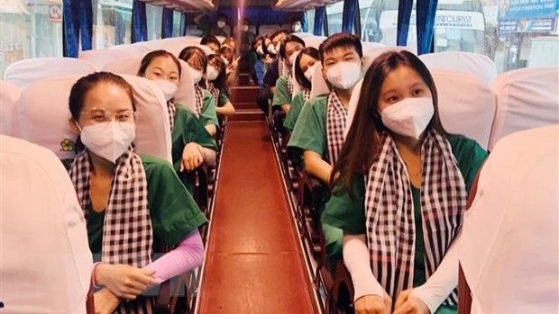 胡志明市为当地抗击疫情一线人员试点举行“回归根源”旅游线路。
