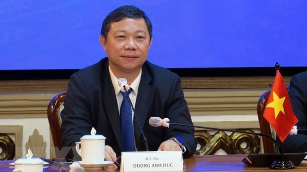 胡志明市人民委员会副主席杨英德。