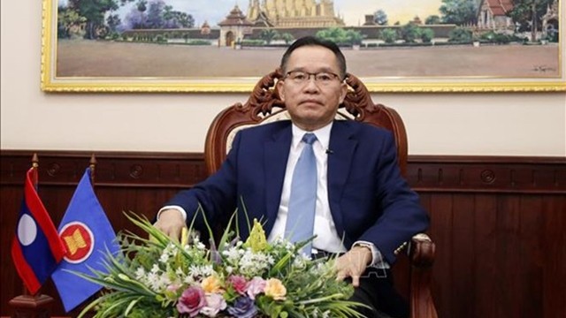 老挝外交部副部长、东盟高官会老挝代表团团长通潘·萨万发特。