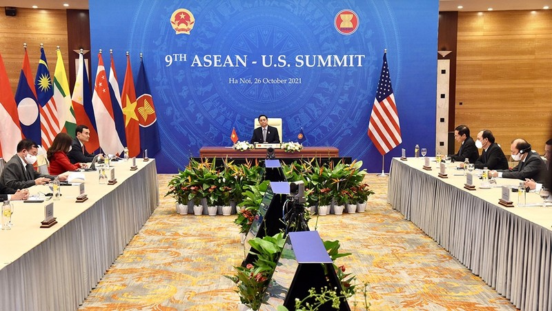 范明正总理率团出席第39届东盟峰会。（陈海 摄）