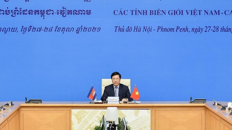 越南政府常务副总理范平明出席第十一次越柬边境省合作与发展会议。（图片来源：外交部））