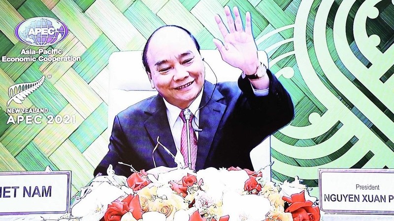 越南国家主席阮春福2021年7月以视频方式出席亚太经合组织（APEC）领导人非正式会议。（图片来源：越通社）