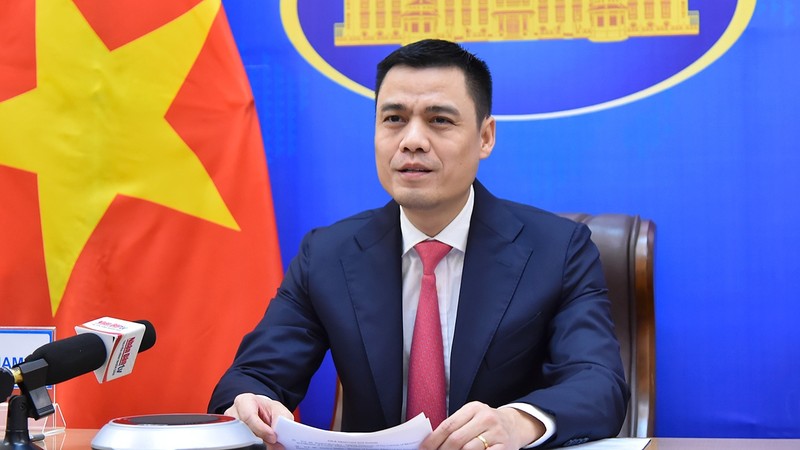 越南外交部副部长邓黄江。