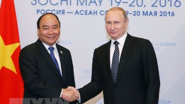 越俄两国领导人2006年会晤。