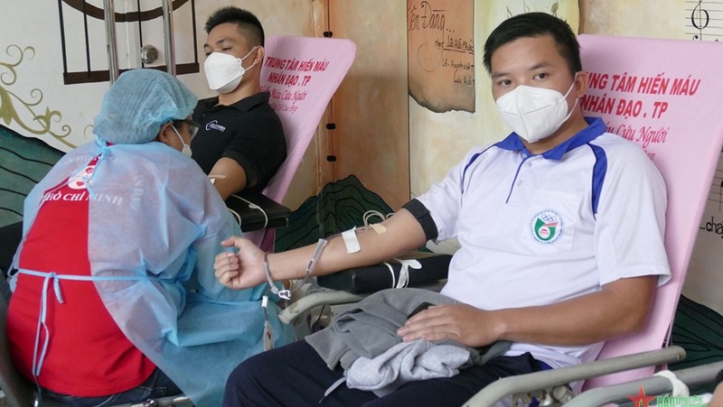 越泰建交45周年：无偿献血活动在胡志明市举行。