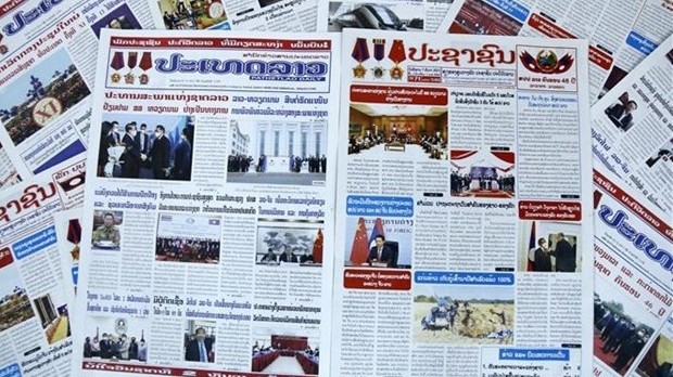 老挝媒体纷纷报道老挝国会主席访越之旅。