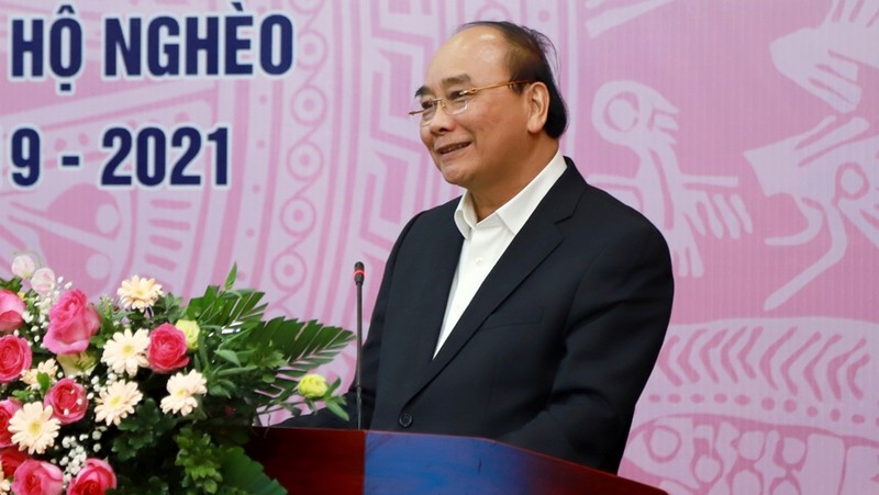 越南国家主席阮春福发表讲话。