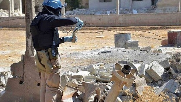 联合国工作人员在叙利亚化学武器问题进行调查。（图片来源：AP）