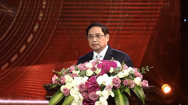 范明正总理在晚会上发言。（陈海 摄）