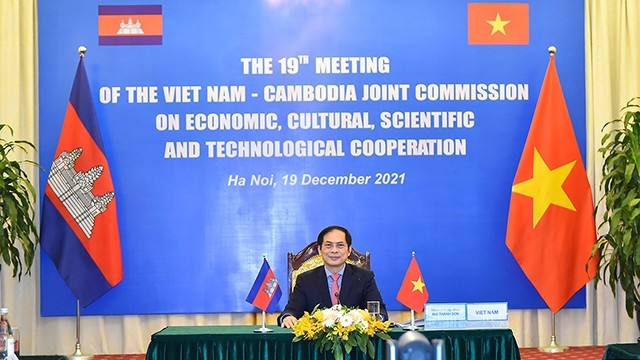 越柬经济、文化、科技合作联合委员会第十九次会议在线举行