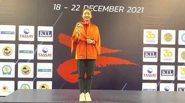 越南选手黄氏美心获得2021年亚州空手道锦标赛冠军。