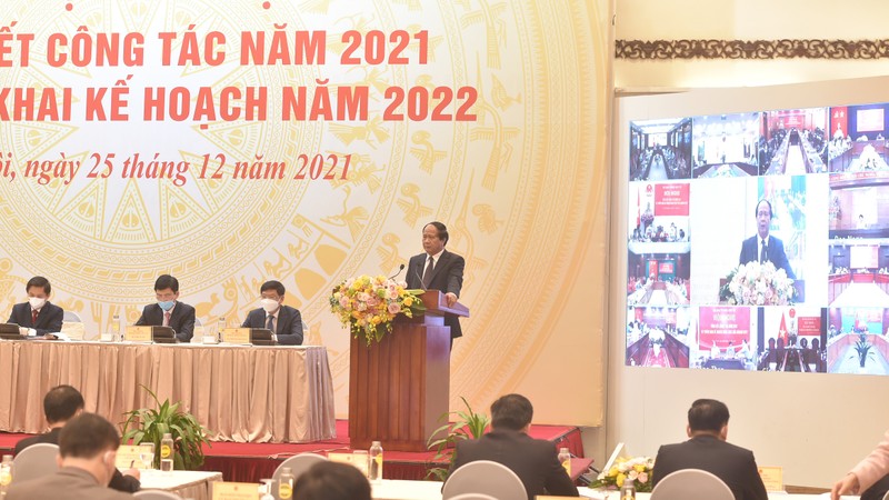 越南政府副总理黎文成在交通运输部2022年工作部署会议上发言。（图片来源：VGP）