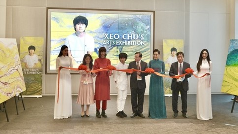 越南‘绘画神童’小周绘画作品亮相2021年迪拜世博会。