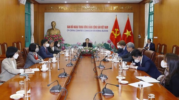 越南共产党与德国社会民主党座谈在线举行。（图片来源：越通社）
