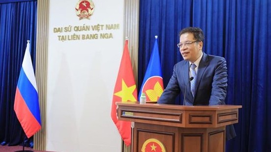 越南驻俄罗斯大使邓明魁。