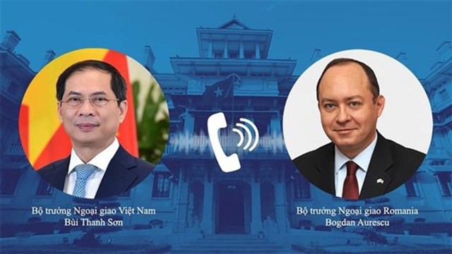 越南外交部部长裴青山同罗马尼亚外交部长波格丹·奥雷斯库通电话。