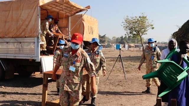 南苏丹二号二级野战医院的干部战士们。（图片来源：越通社）