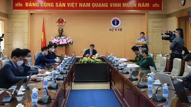 越南卫生部4月4日上午举行全国视频会议。