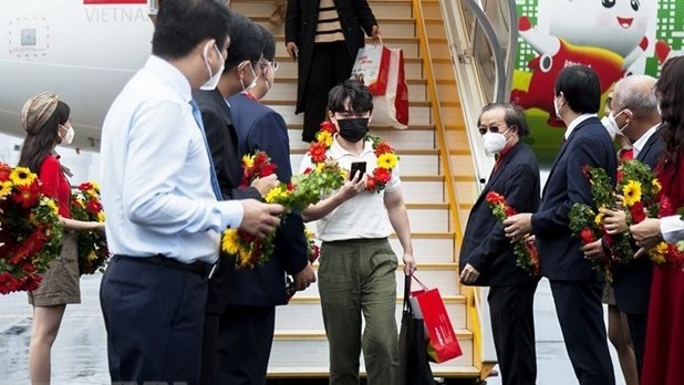 坚江省富国市迎接韩国游客。（图源：越通社）