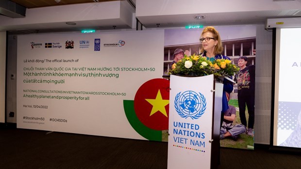 联合国开发计划署驻越南首席代表凯特琳·维森女士在启动仪式上发言。
