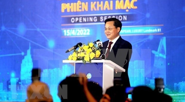 越南政府副总理黎明慨发表讲话。图片来源：越通社