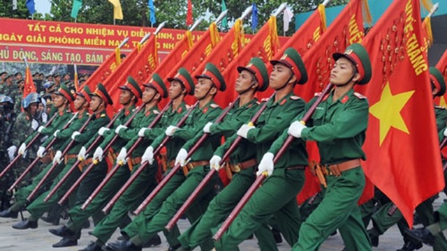 2015年纪念南方解放、祖国统一的阅兵式排练。