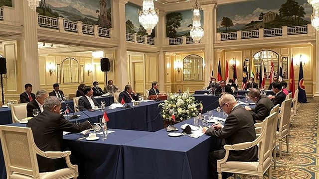 东盟各国外长召开会议对东盟-美国特别峰会的筹备工作进行核查。