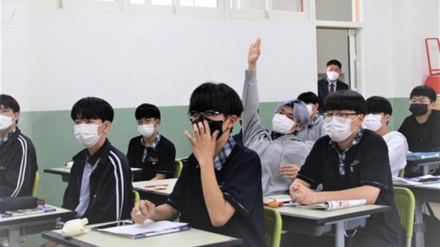 韩国高中学校将越南语纳入职业指导教育课程。（图片来源：越通社）