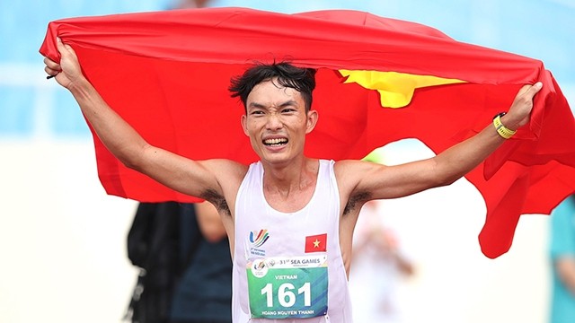 黄原青成为越南田径史上首位在东运会男子马拉松比赛中夺冠的运动员。