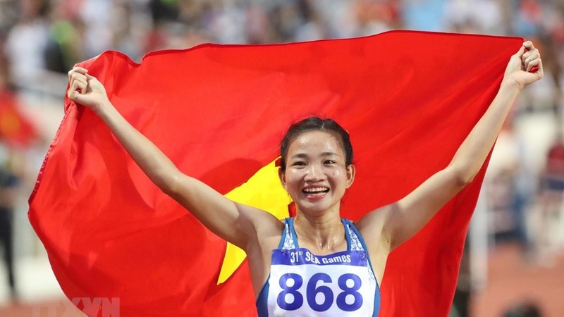阮氏莺运动员以9分52秒44的成绩打破了她在上届东运会上创下的3000米障碍赛的纪录。（图片来源：越通社）