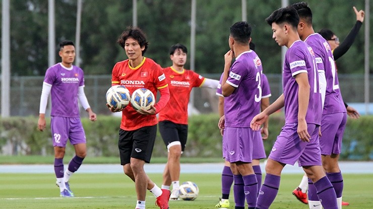 亚足联公布参加U23亚洲杯决赛圈的越南U23名单。