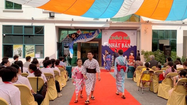 题为“夏天你好”的日本文化日活动正在越南妇女博物馆举行。