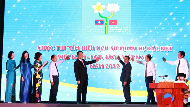 “2022年越南-老挝特殊关系历史知识竞赛”启动仪式。（图片来源：VGP）